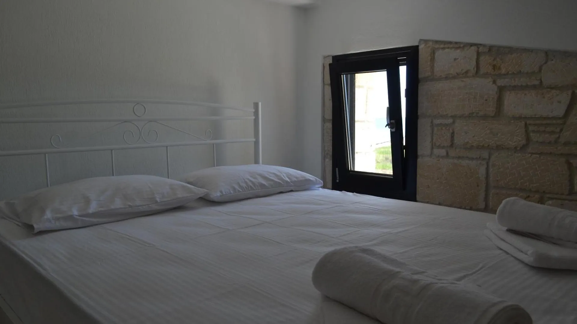 Apart-hotel White Pearl Apartments Flogita Grécia