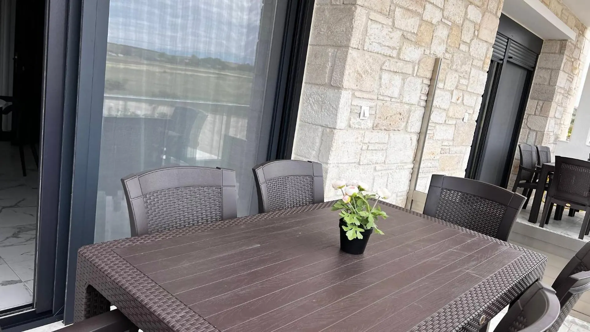 Apart-hotel White Pearl Apartments Flogita Grécia